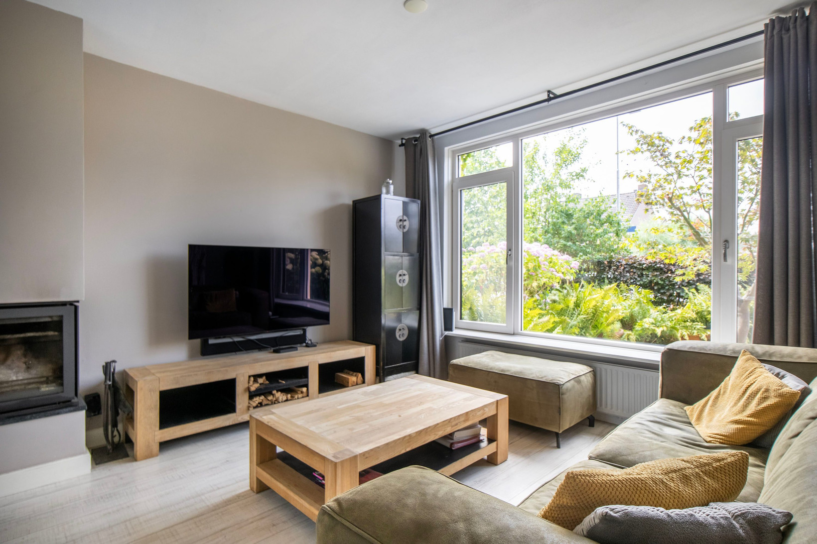 Tussenwoning te koop: Onder de Linden 4, Zevenaar