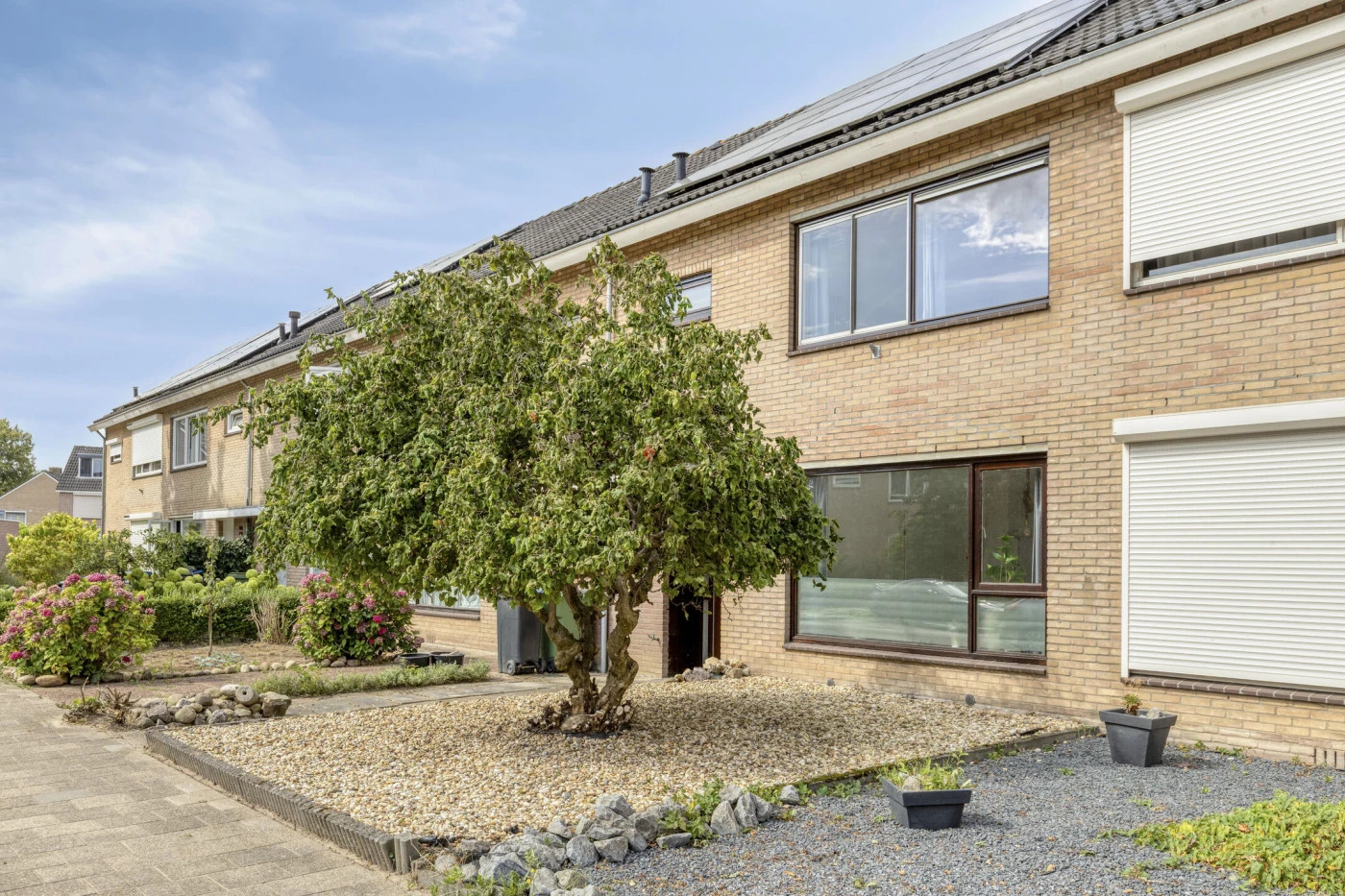 Tussenwoning te koop: De Olmen 28, Zevenaar