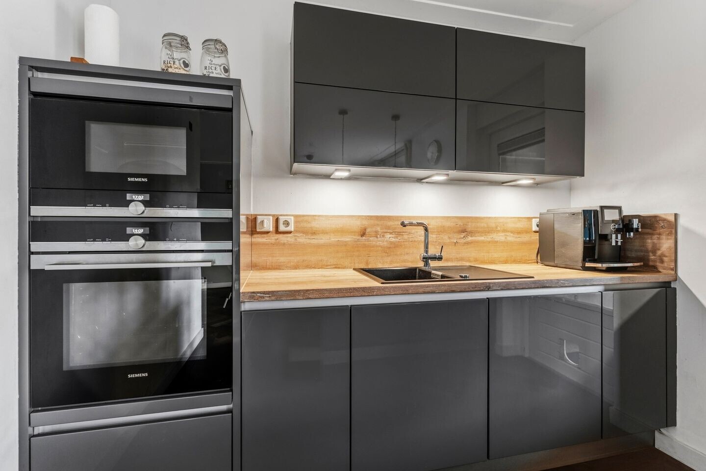 Hoekwoning te koop: De Lindenhof 13, Zevenaar