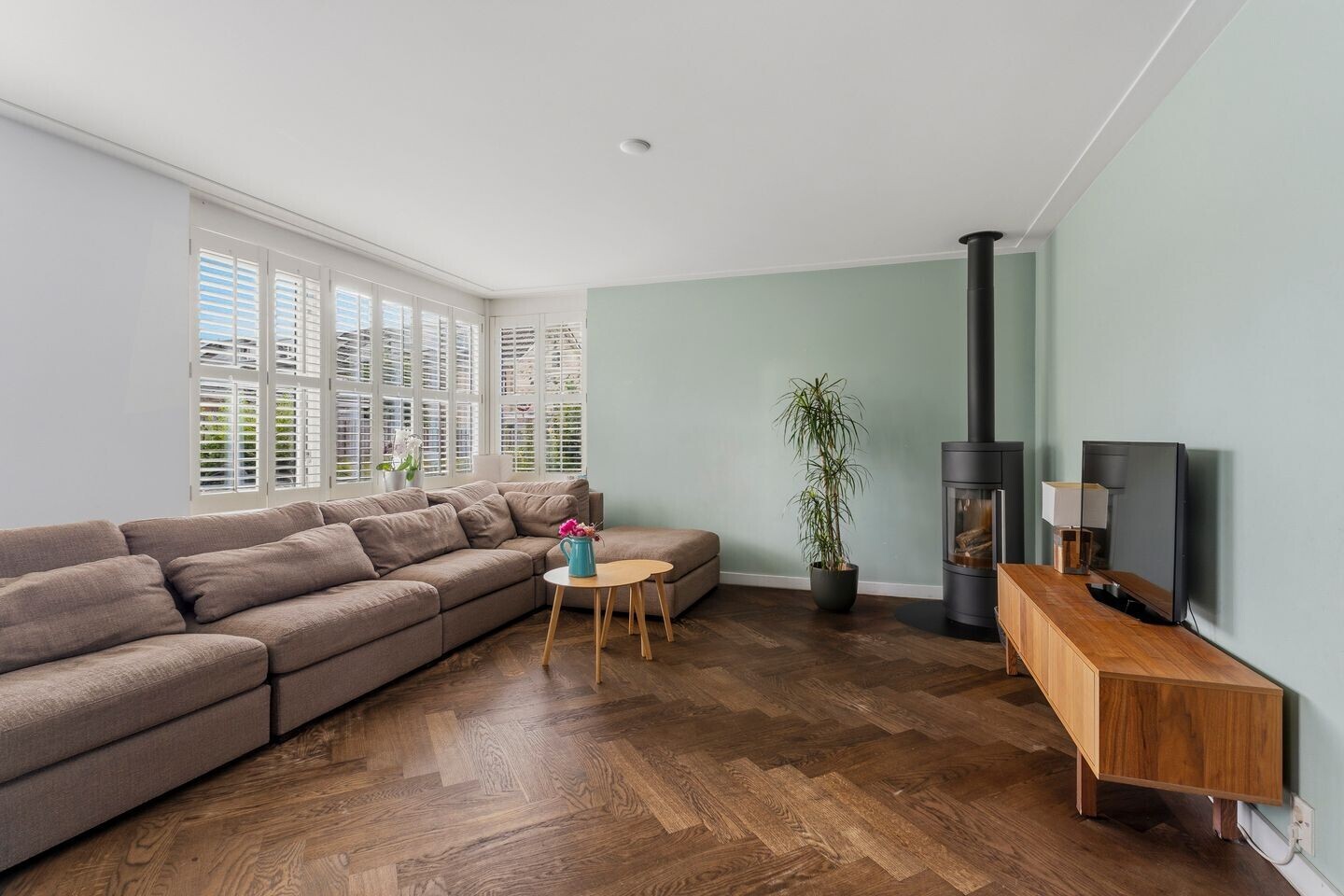 Hoekwoning te koop: De Lindenhof 13, Zevenaar