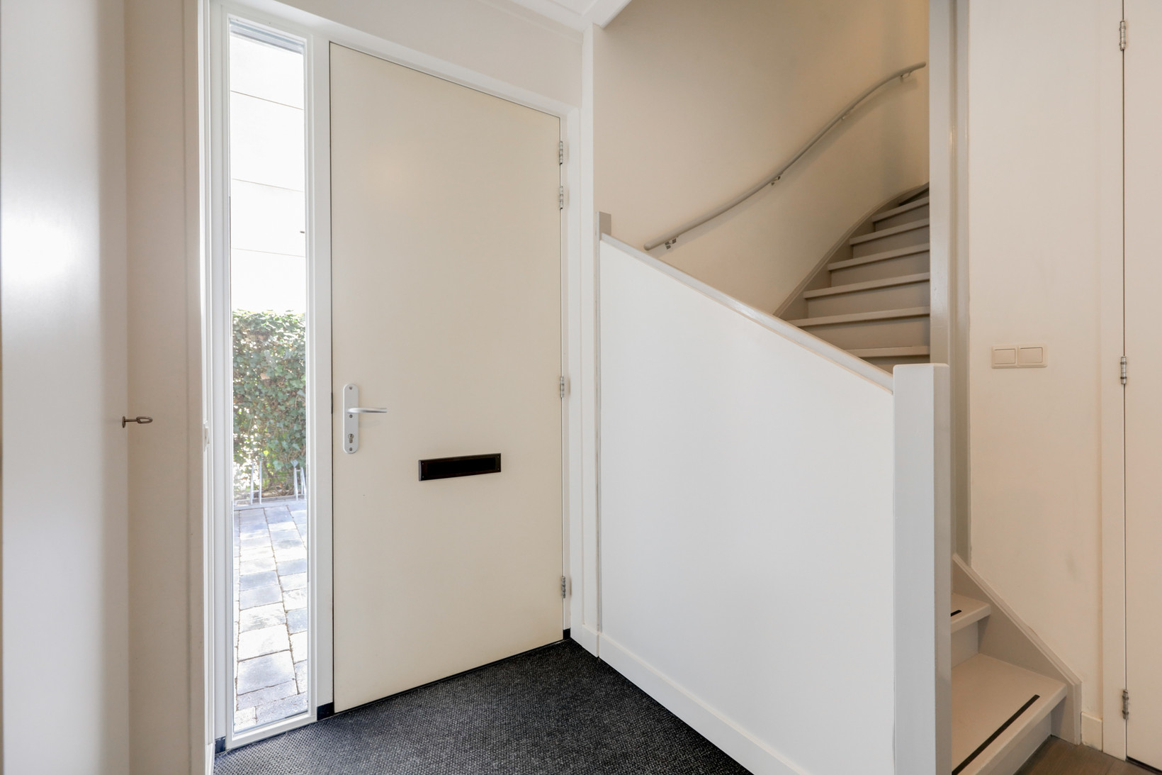 Twee-onder-één-kap te koop: Acaciastraat 1A, Zevenaar