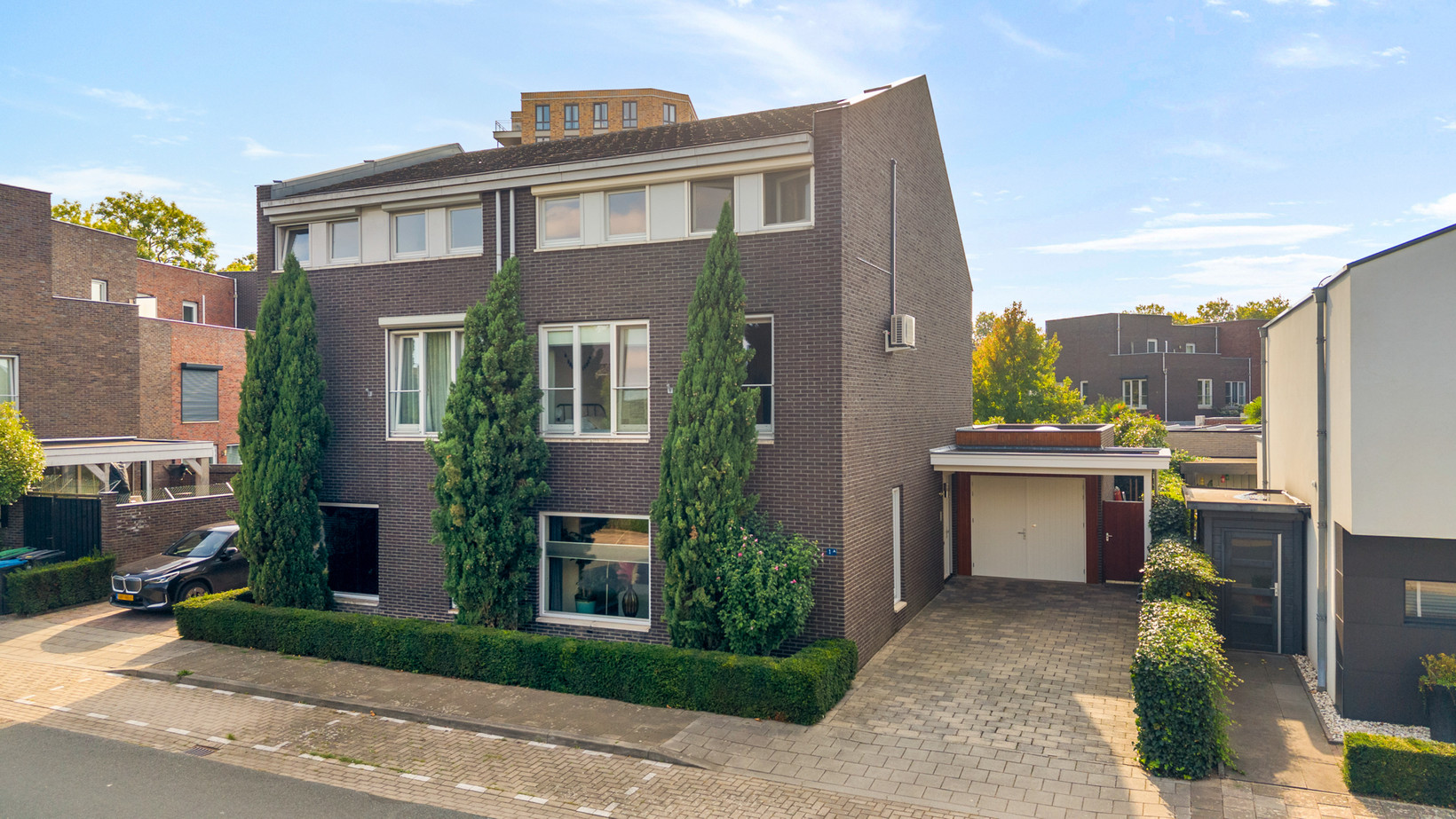 Twee-onder-één-kap te koop: Acaciastraat 1A, Zevenaar
