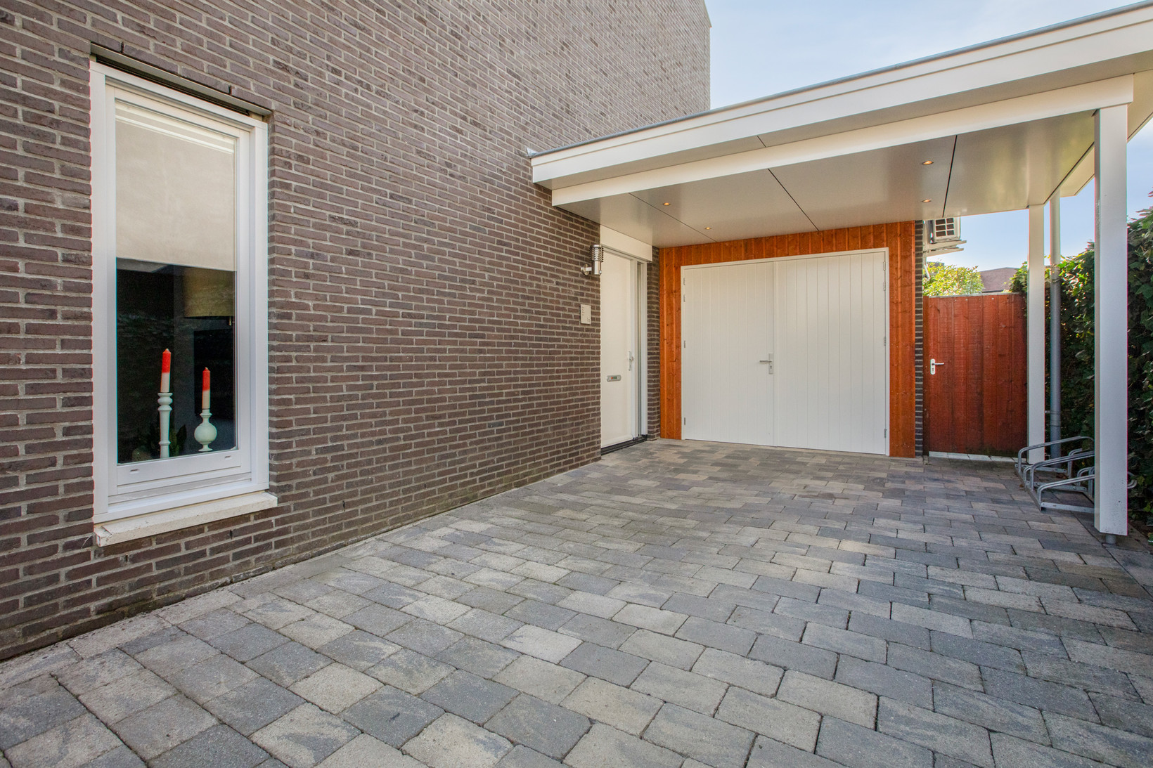 Twee-onder-één-kap te koop: Acaciastraat 1A, Zevenaar