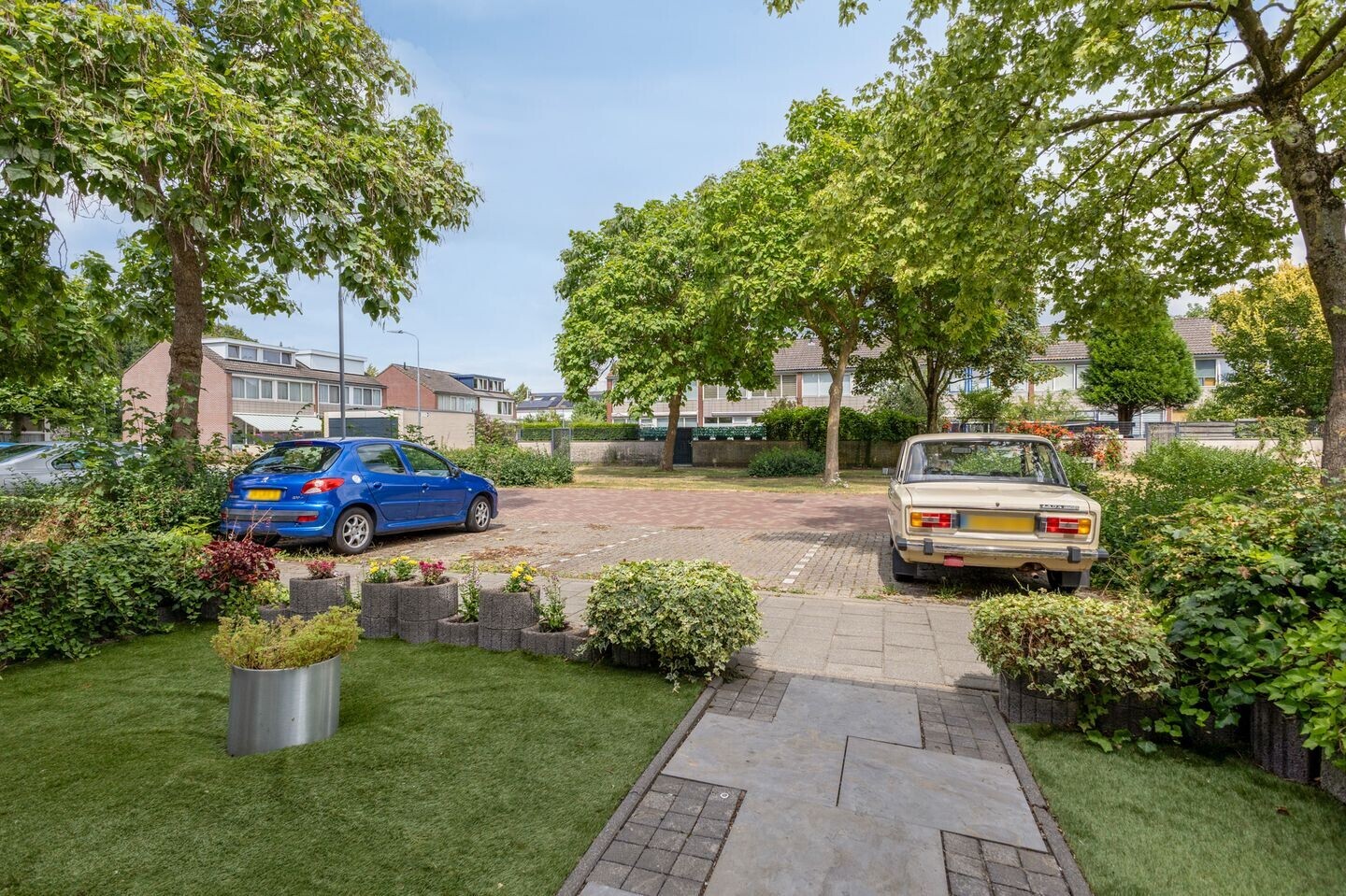 Tussenwoning te koop: Botterland 135, Zevenaar