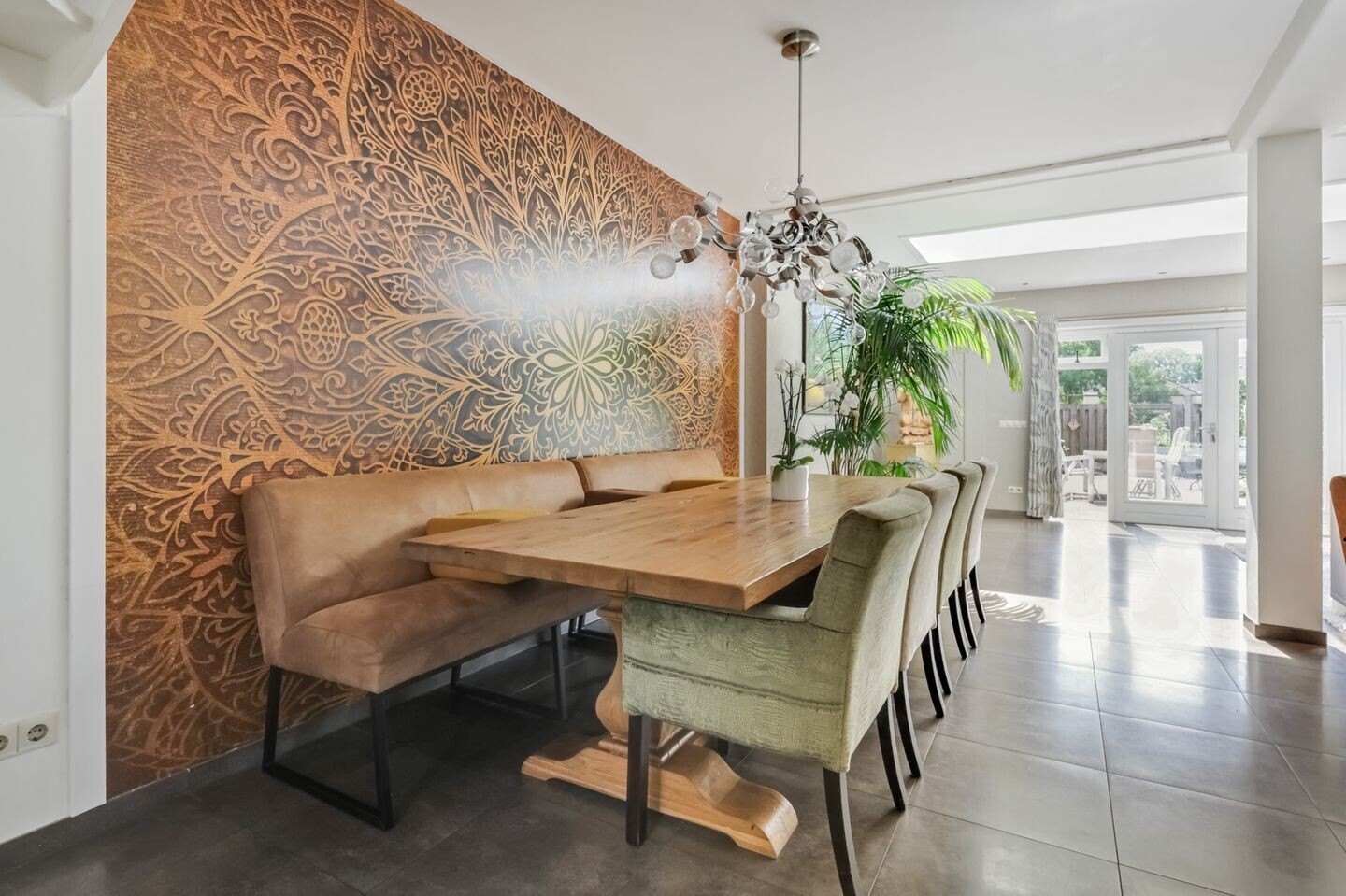 Tussenwoning te koop: Botterland 135, Zevenaar