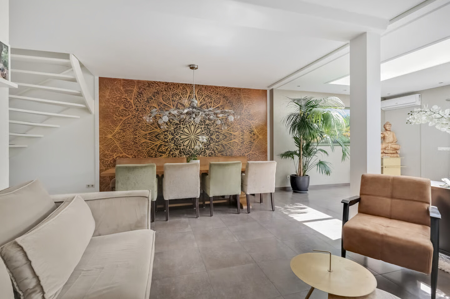Tussenwoning te koop: Botterland 135, Zevenaar