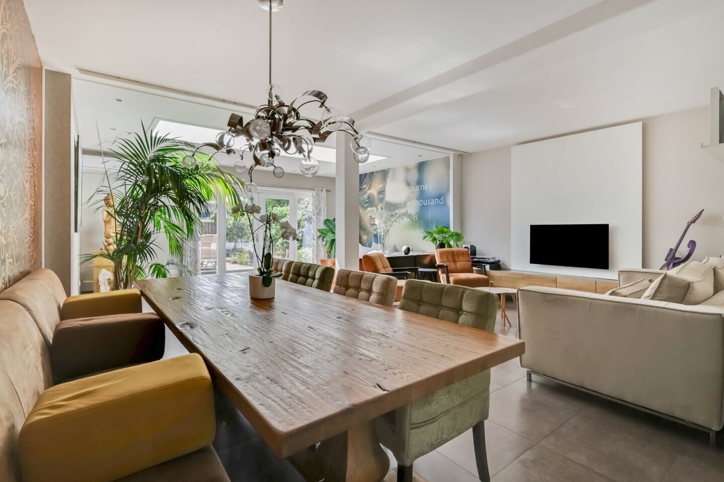 Tussenwoning te koop: Botterland 135, Zevenaar
