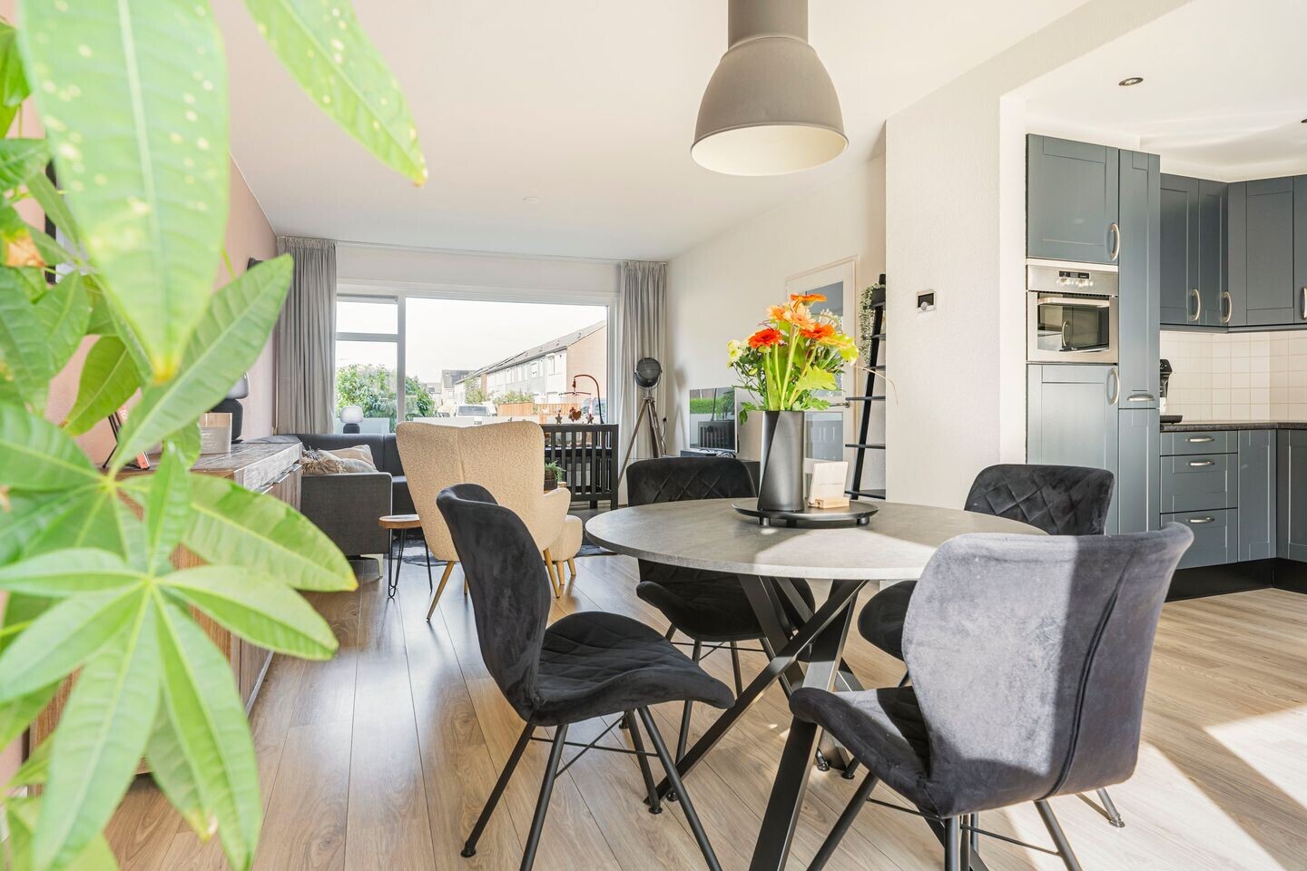 Tussenwoning te koop: Michiel de Ruyterstraat 56, Zevenaar
