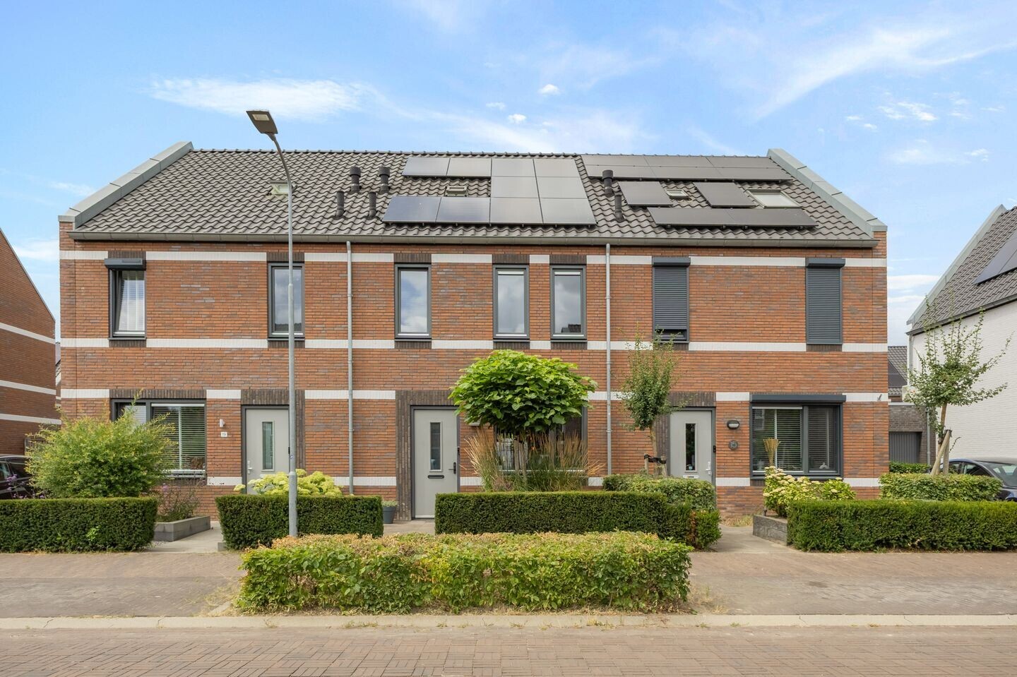 Tussenwoning te koop: Stedelaan 17, Zevenaar