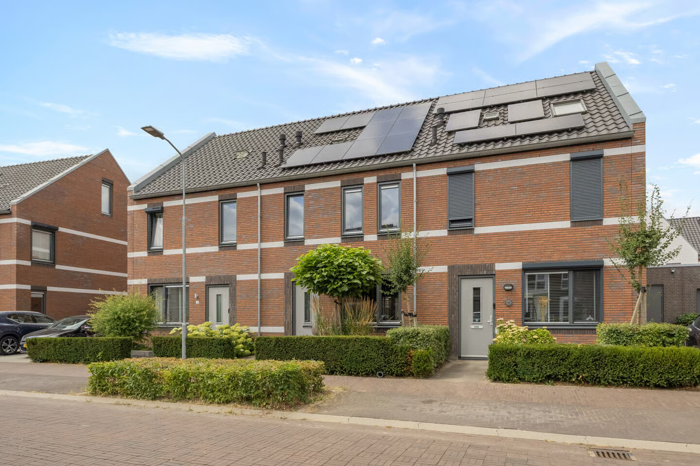 Tussenwoning te koop: Stedelaan 17, Zevenaar