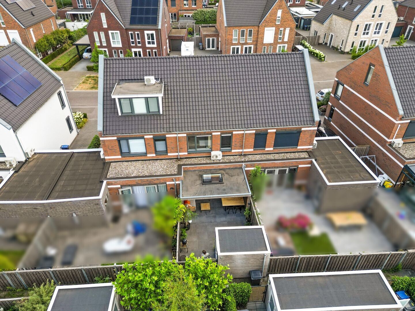 Tussenwoning te koop: Stedelaan 17, Zevenaar