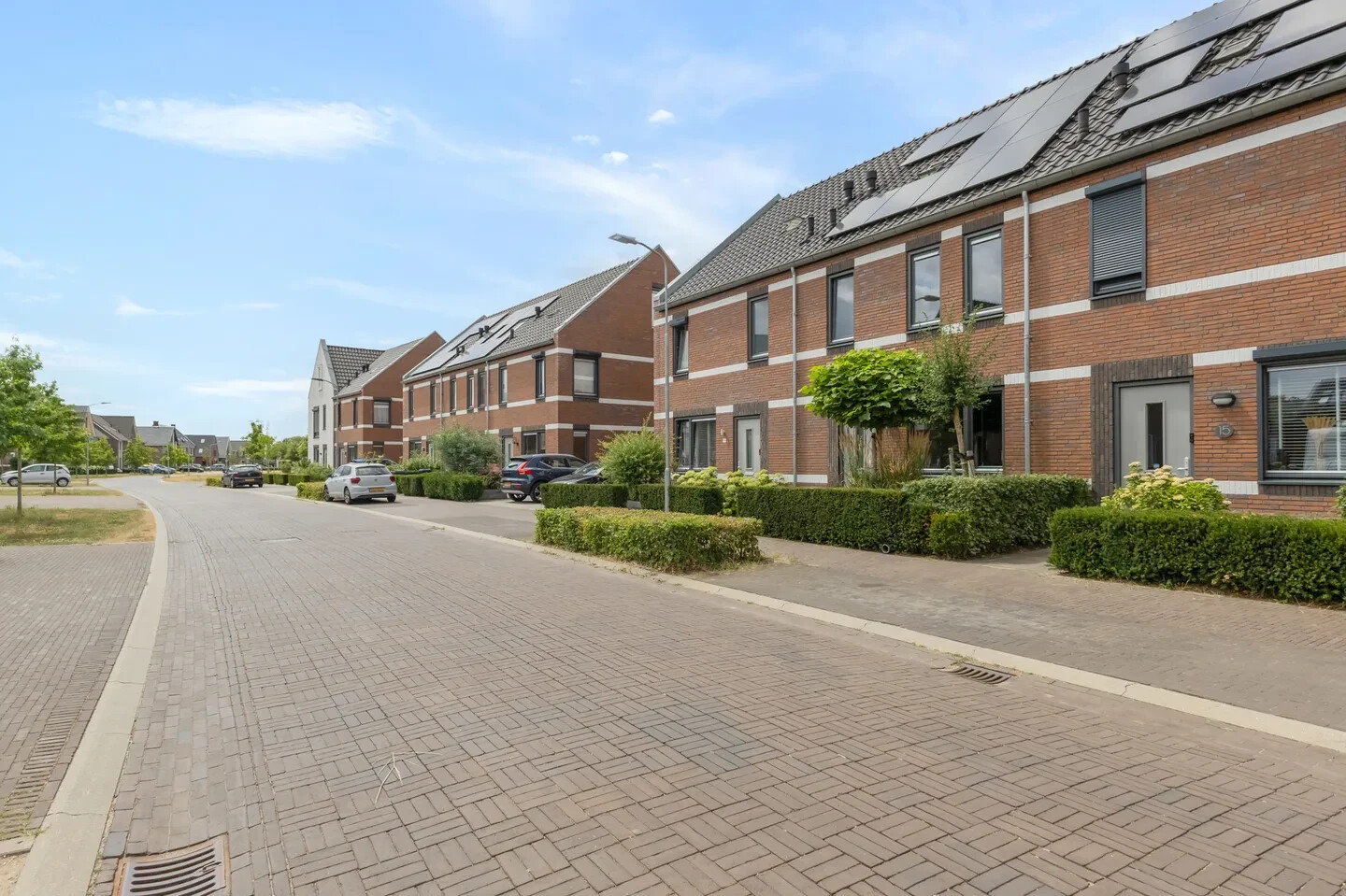Tussenwoning te koop: Stedelaan 17, Zevenaar