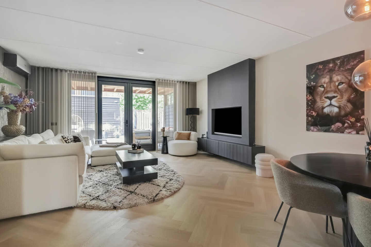 Tussenwoning te koop: Stedelaan 17, Zevenaar