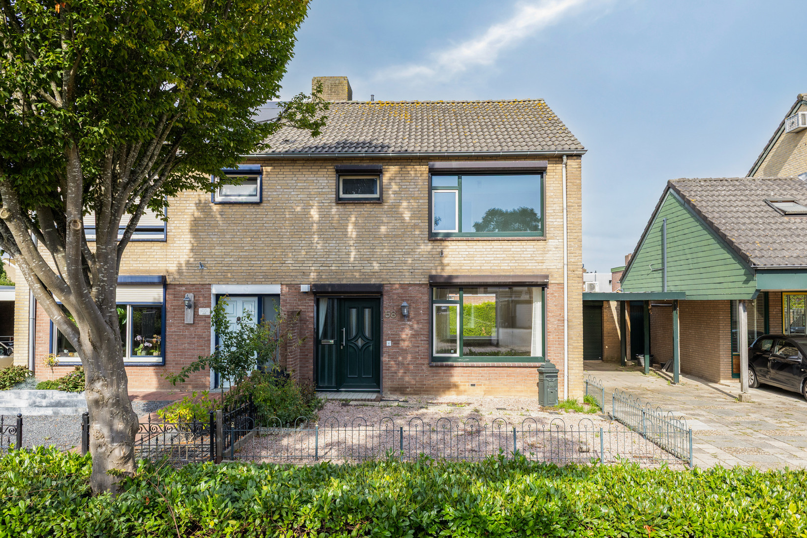 Twee-onder-één-kap te koop: Graaf Ottoweg 58, Lobith