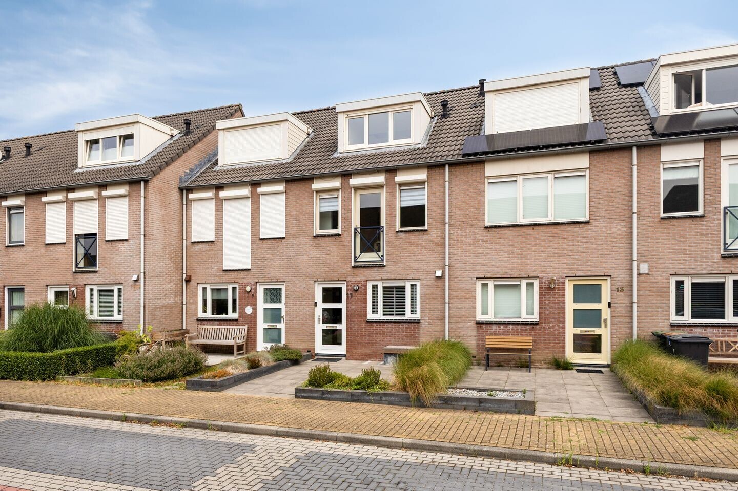 Tussenwoning te koop: Berghallee 11, Duiven