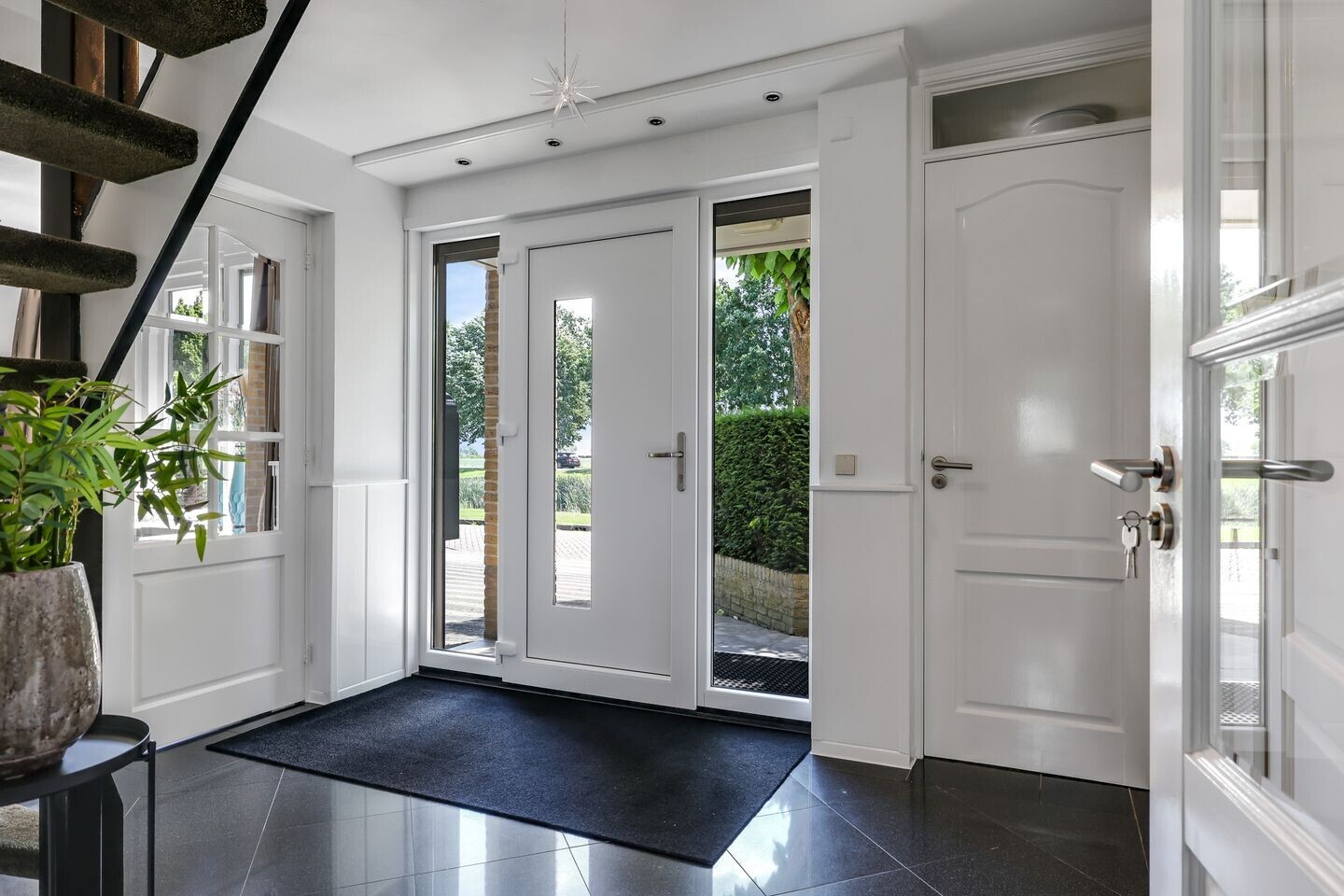 Vrijstaande woning te koop: De Fanfare 1, Duiven