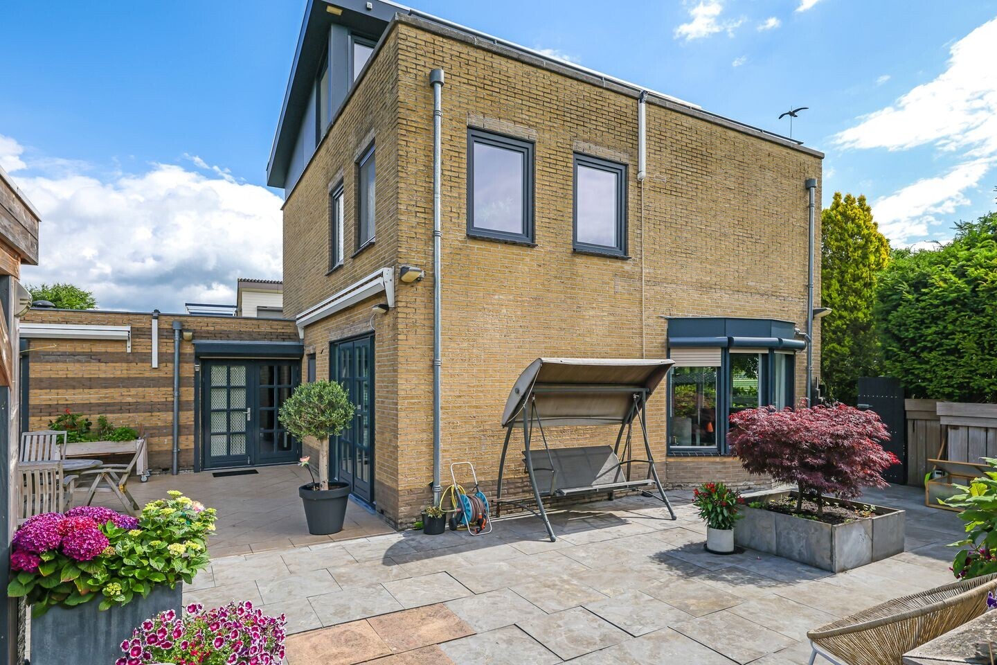 Vrijstaande woning te koop: De Fanfare 1, Duiven
