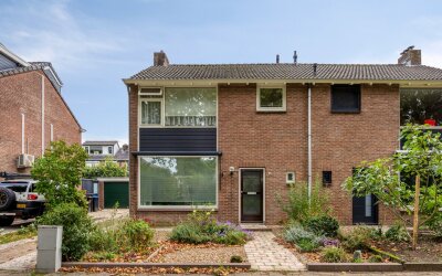 Prins Bernhardstraat 16