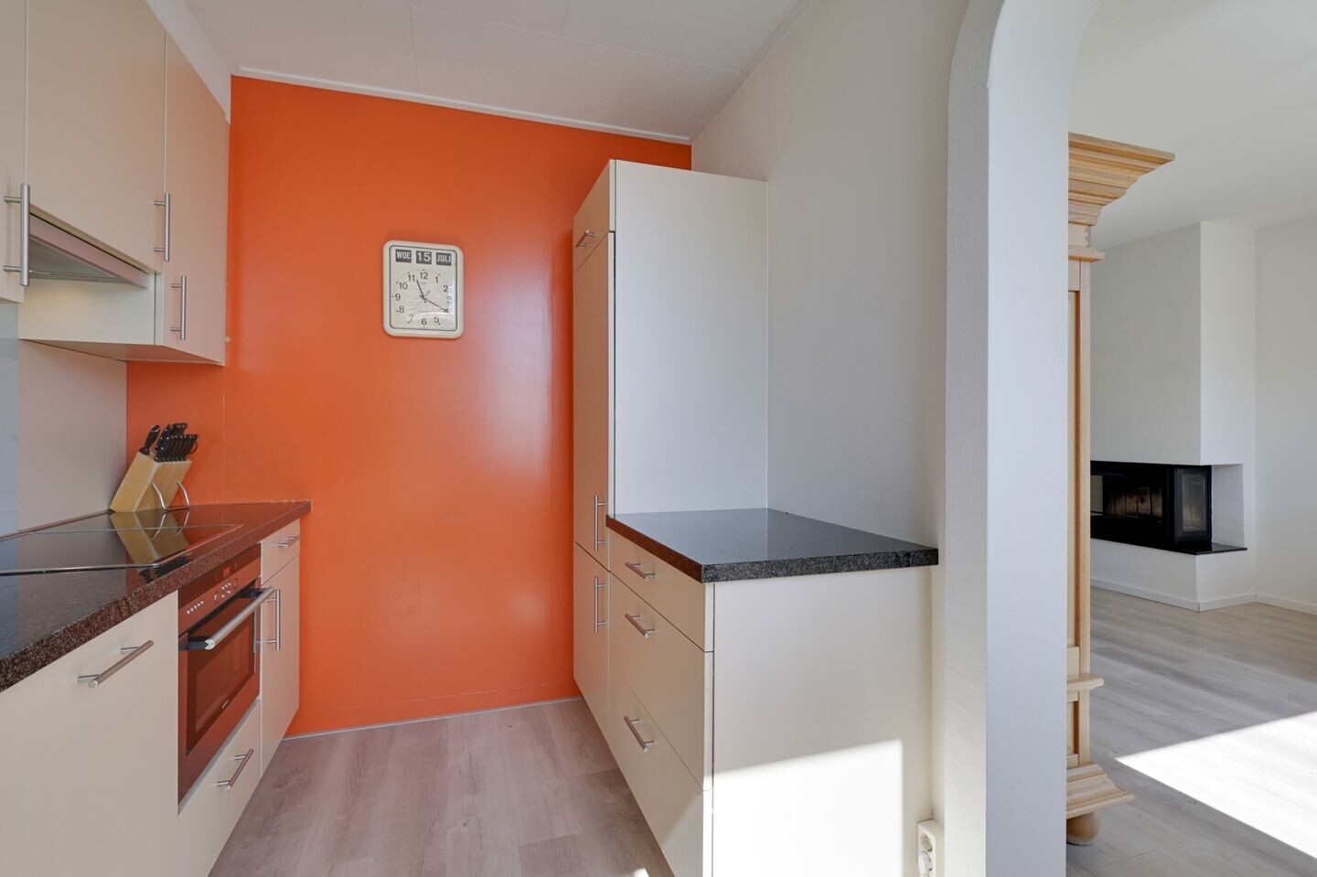 Twee-onder-één-kap te koop: Prins Bernhardstraat 32, Duiven