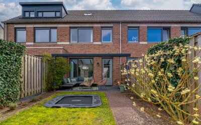 Hoge Witteveld 84