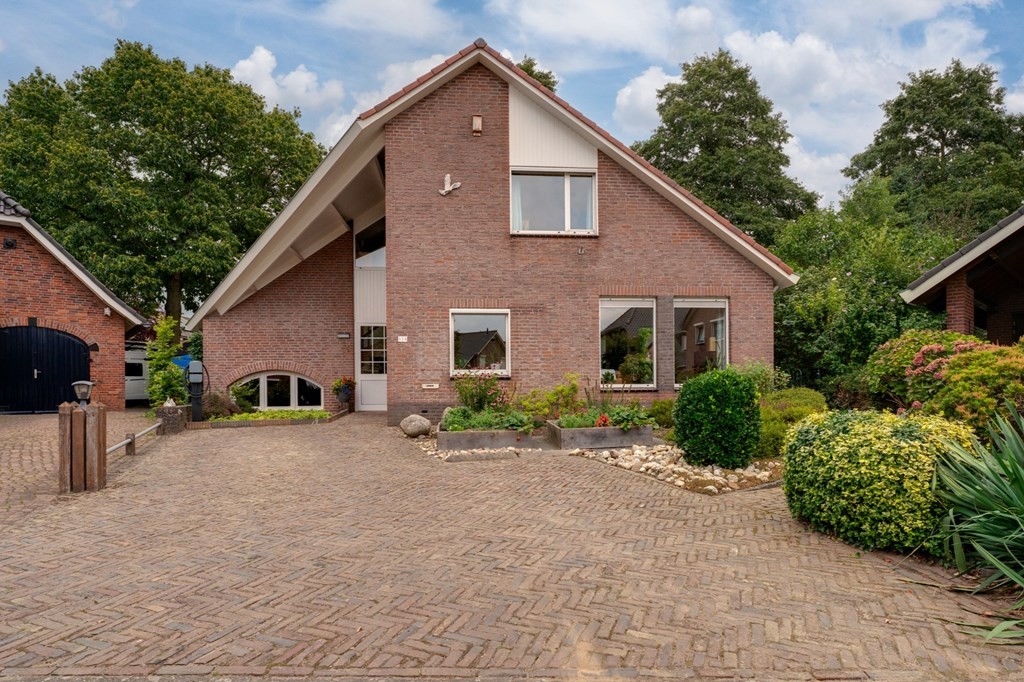 Vrijstaande woning te koop: de Lijsterbes 11A, Didam
