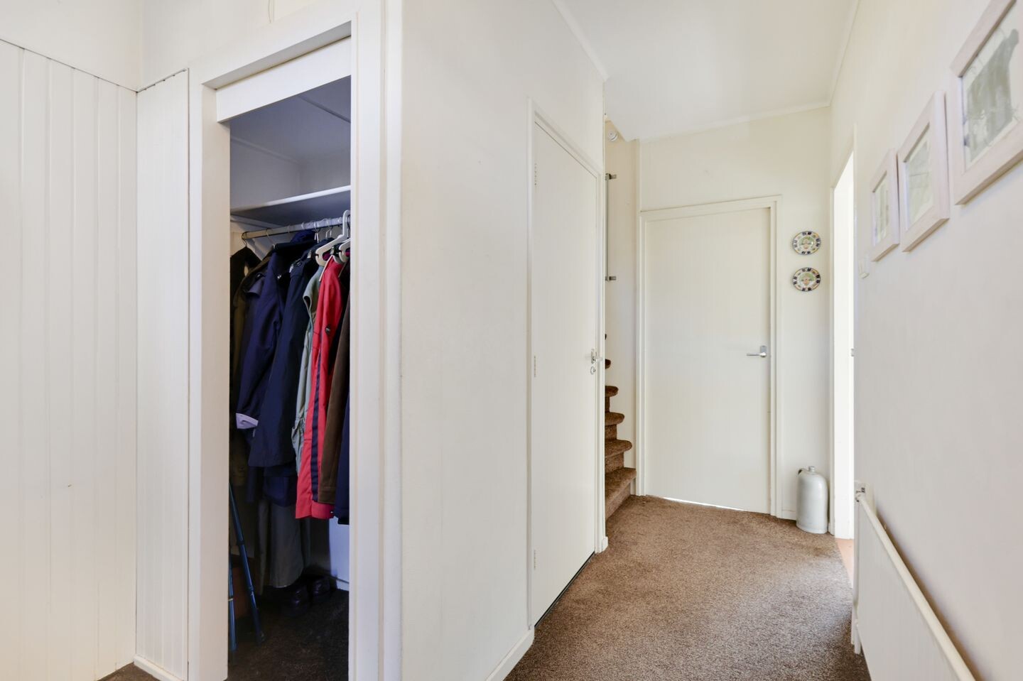 Tussenwoning te koop: Prinses Margrietlaan 14, Dieren