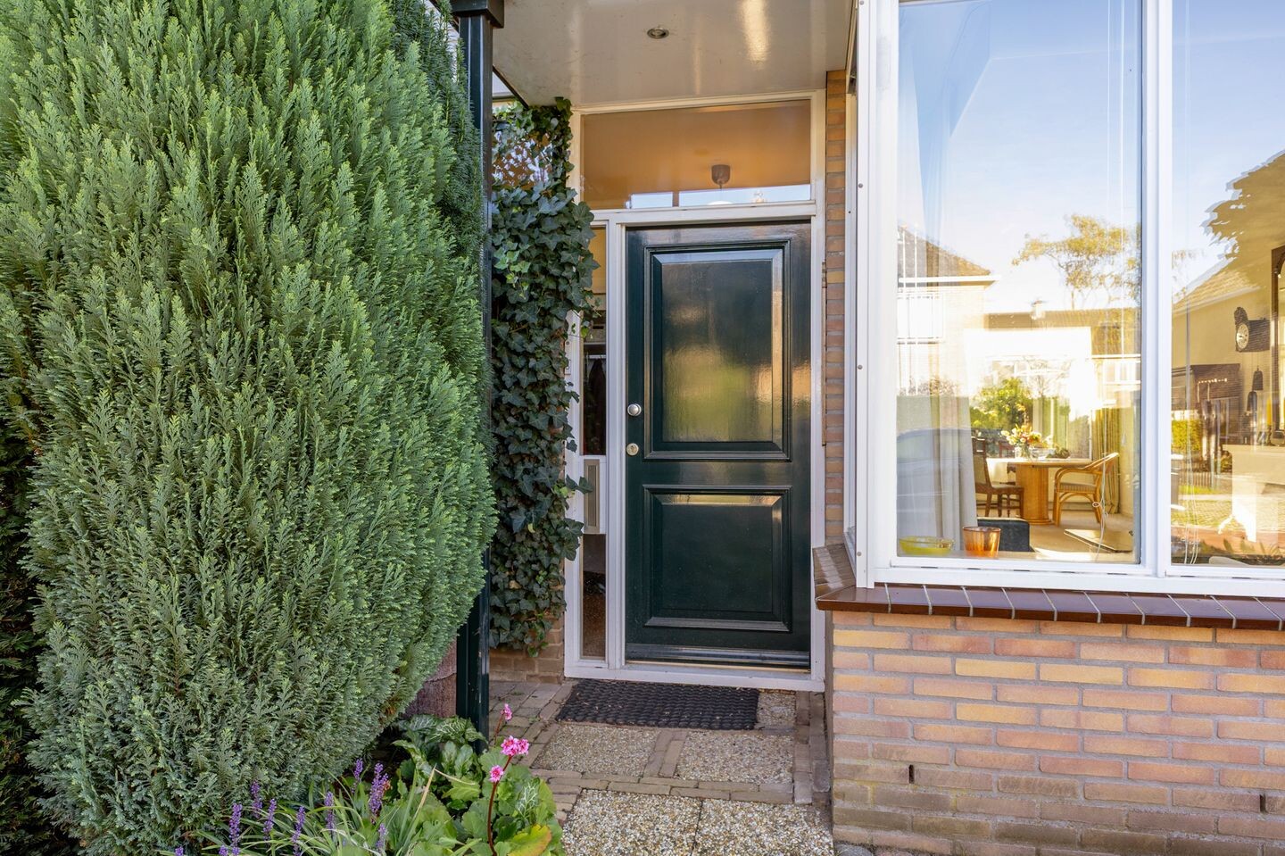 Tussenwoning te koop: Prinses Margrietlaan 14, Dieren