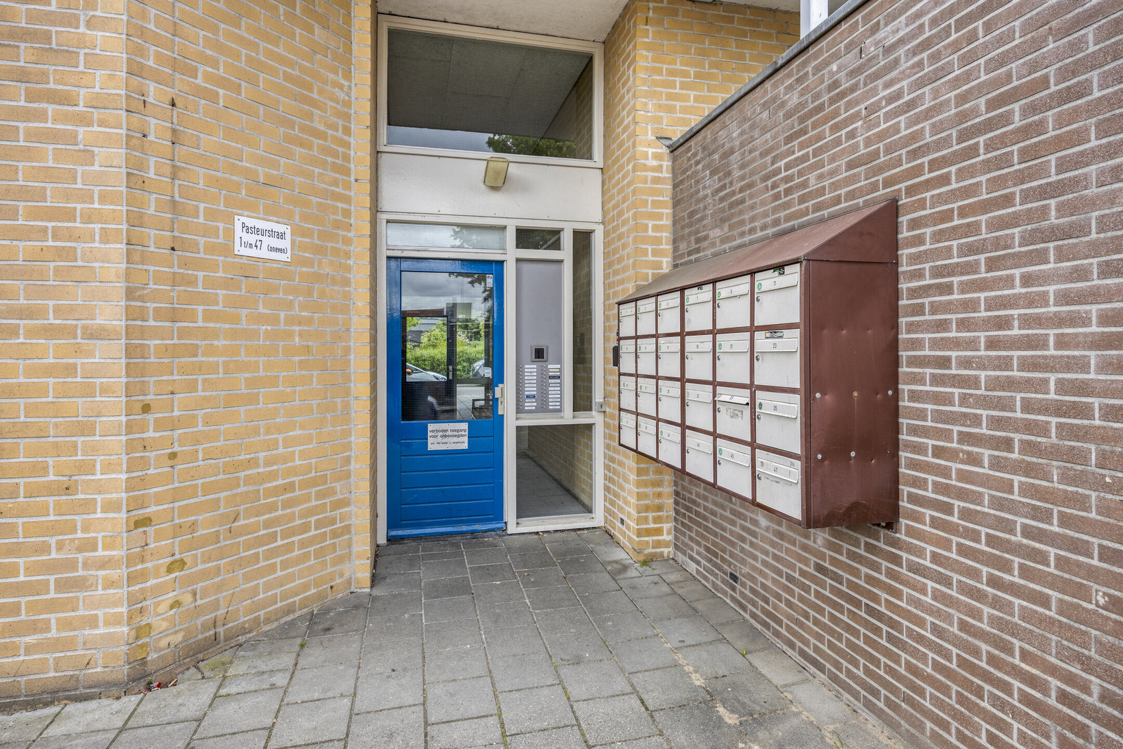 Appartement te koop: Pasteurstraat 1, Dieren