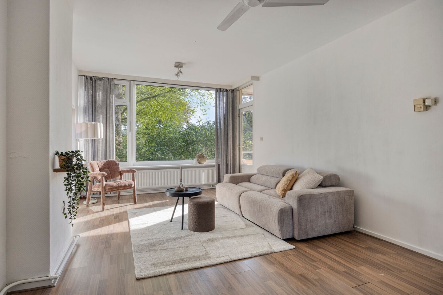 Appartement te koop: Mezenlaan 1, Dieren