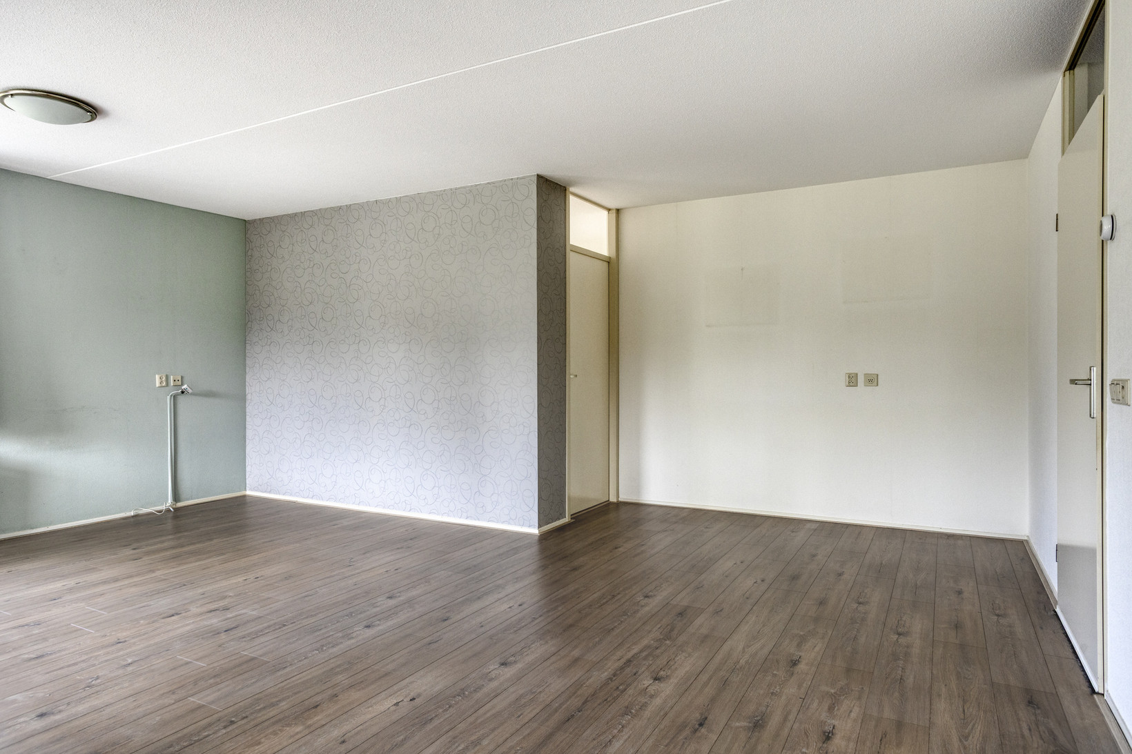 Appartement te koop: Vogelplantsoen 242, Dieren