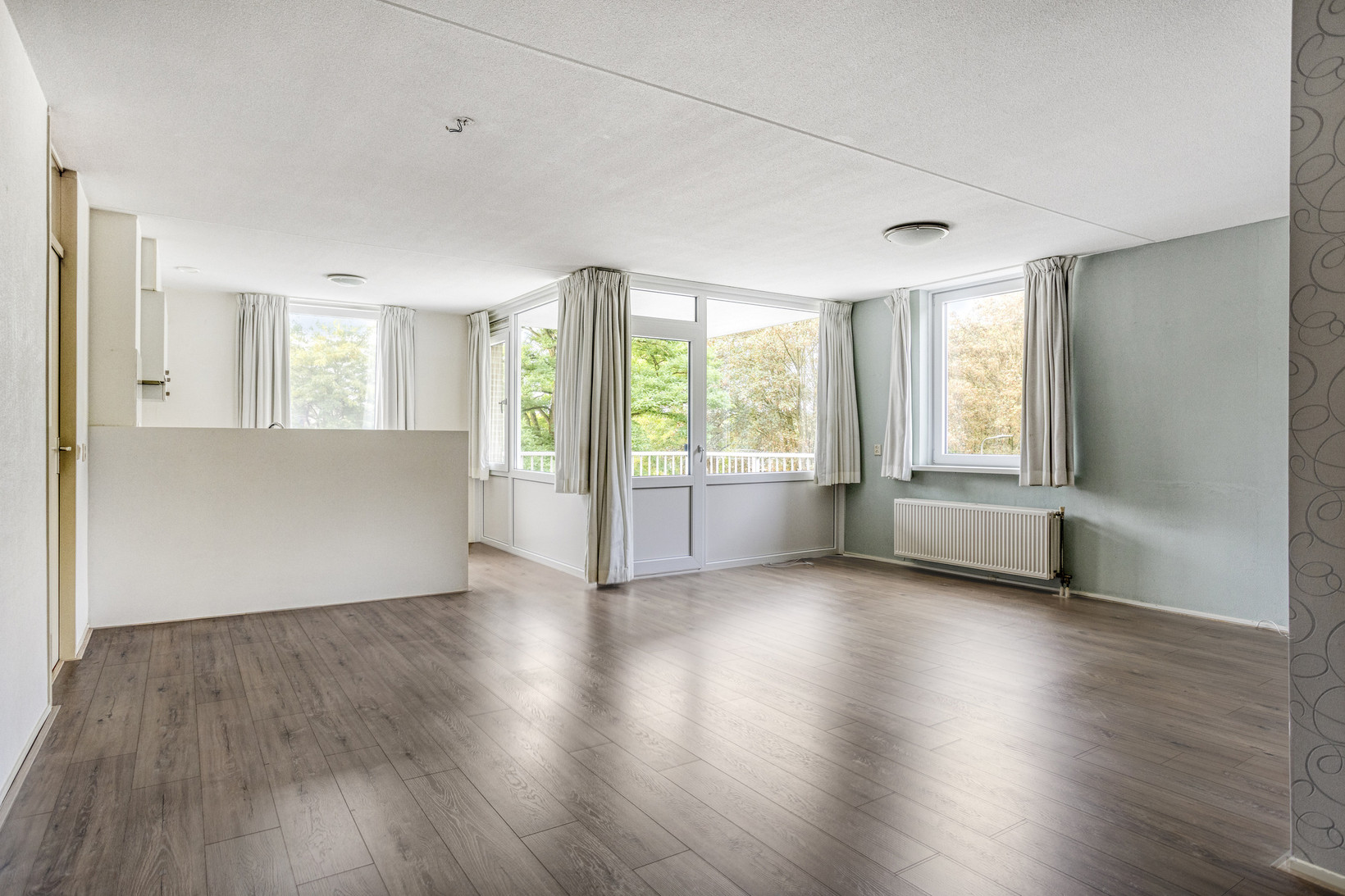 Appartement te koop: Vogelplantsoen 242, Dieren