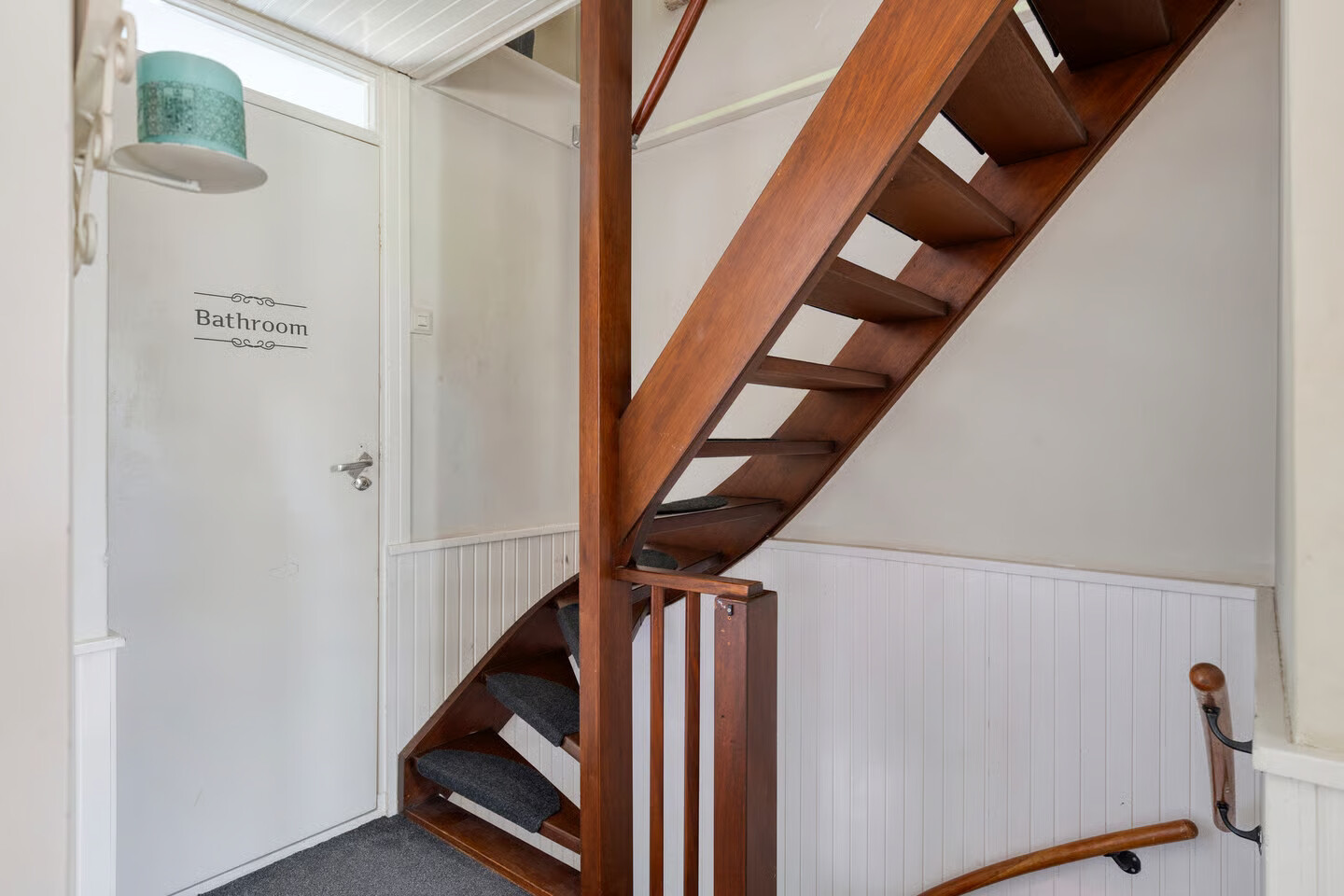 Tussenwoning te koop: Fazantlaan 145, Dieren