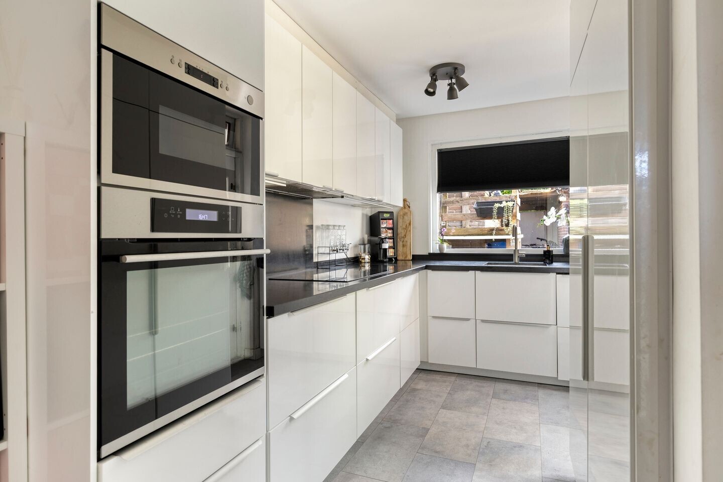 Tussenwoning te koop: Fazantlaan 145, Dieren