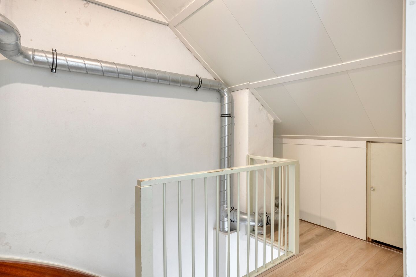 Hoekwoning te koop: Eduard van Beinumlaan 83, Dieren