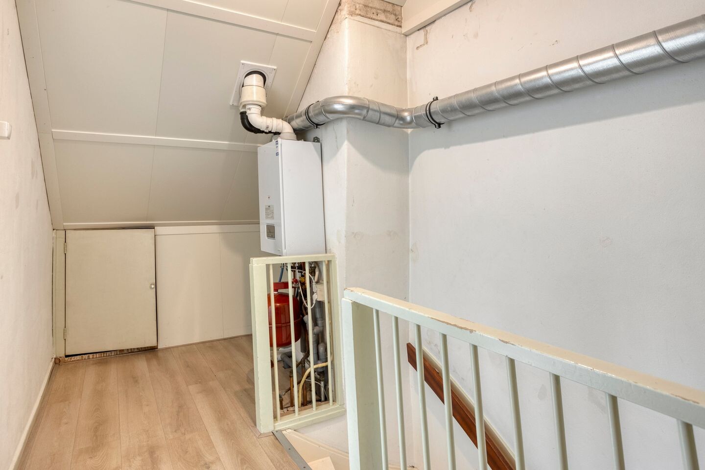 Hoekwoning te koop: Eduard van Beinumlaan 83, Dieren