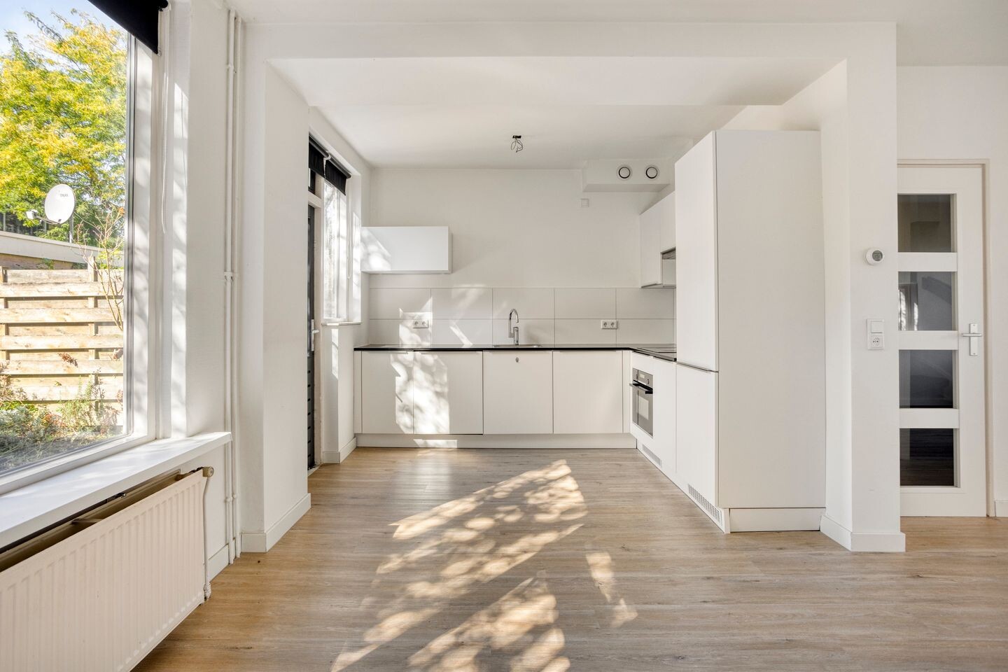 Hoekwoning te koop: Eduard van Beinumlaan 83, Dieren