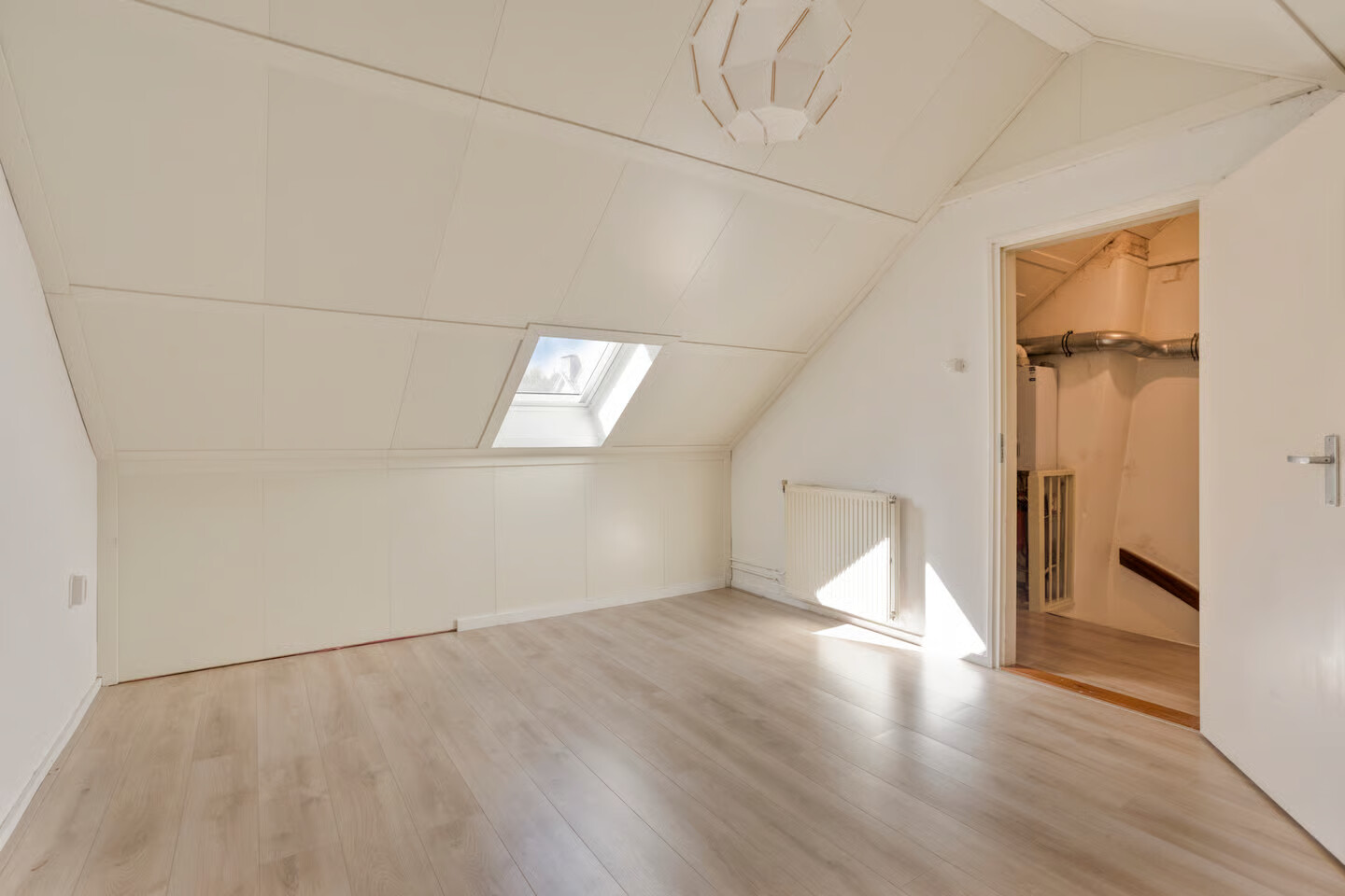 Hoekwoning te koop: Eduard van Beinumlaan 83, Dieren