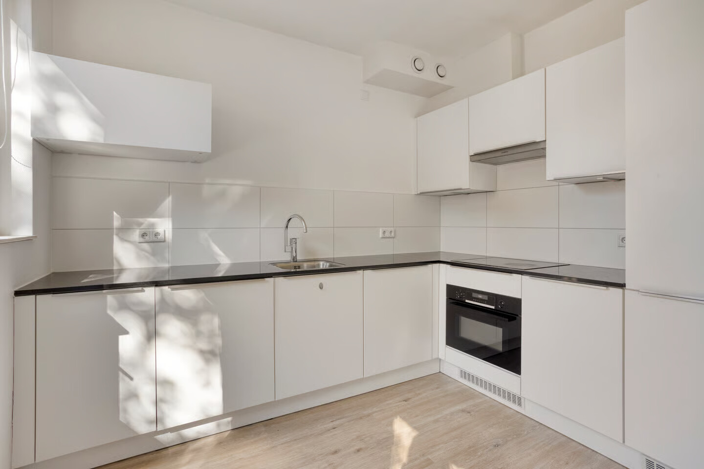 Hoekwoning te koop: Eduard van Beinumlaan 83, Dieren