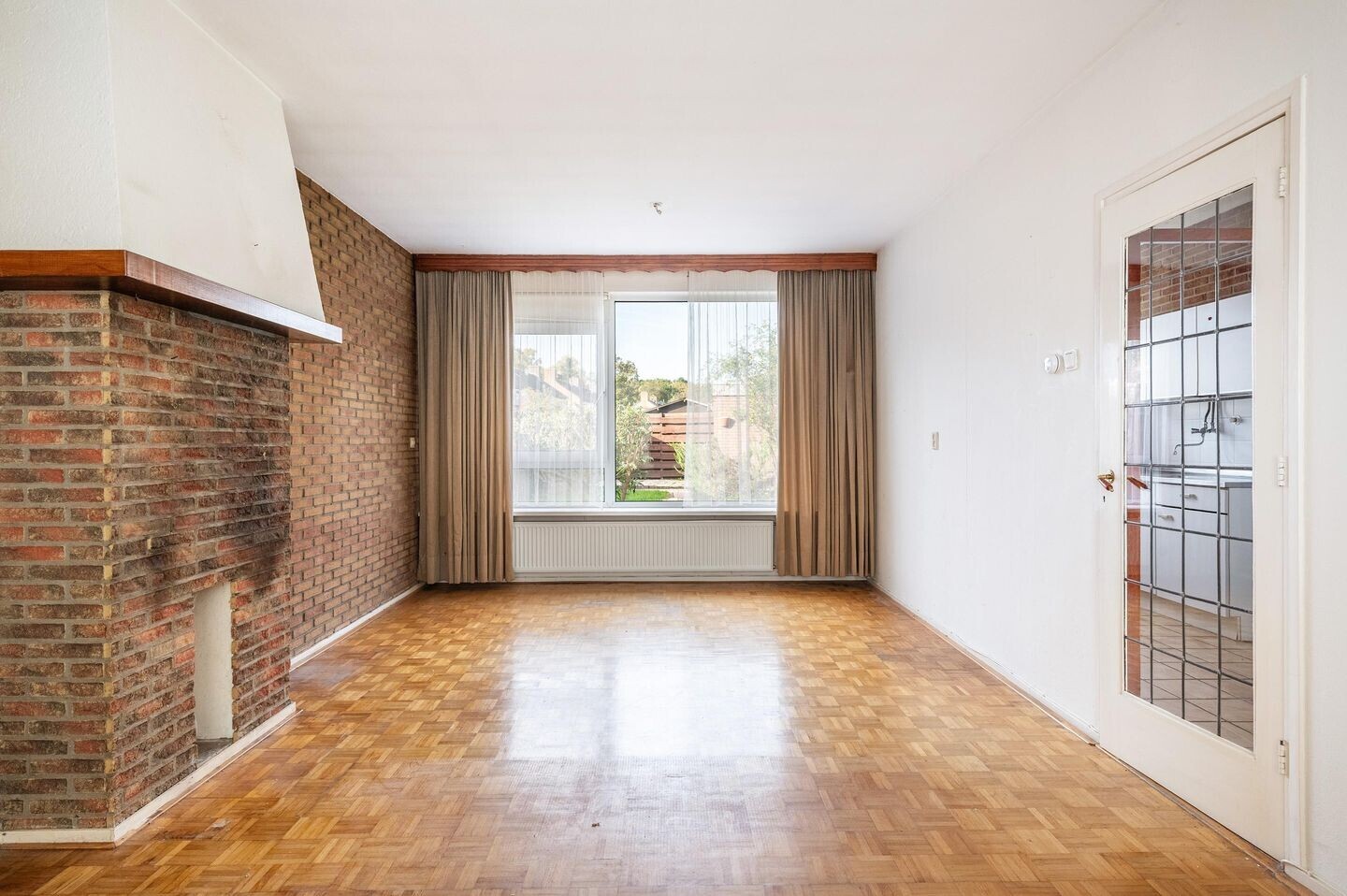 Hoekwoning te koop: Sem Dresdenlaan 1, Dieren