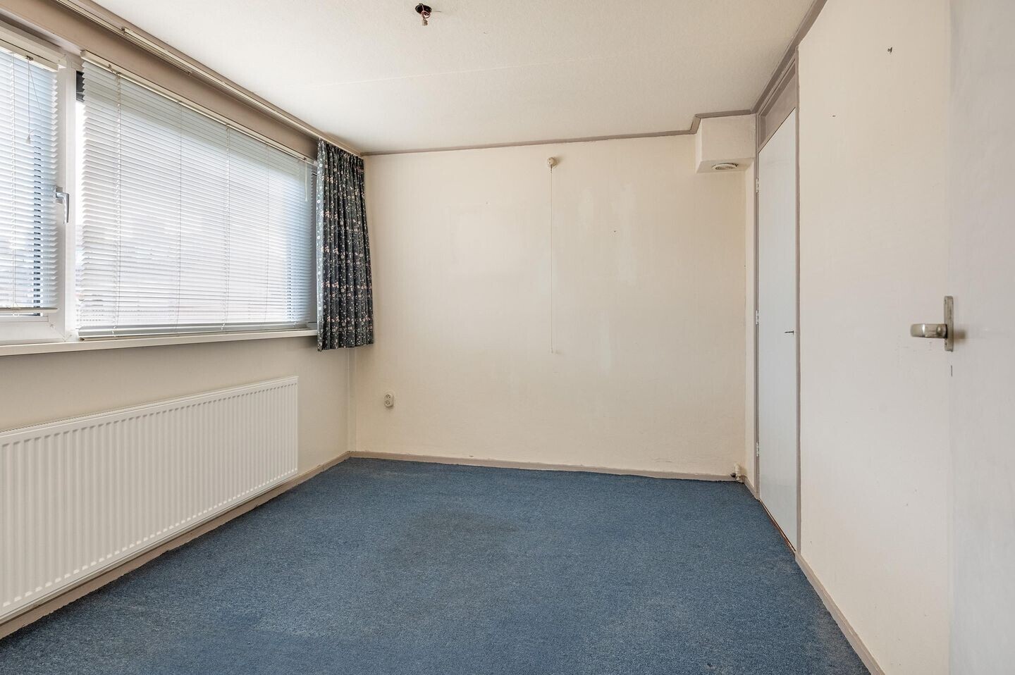 Hoekwoning te koop: Sem Dresdenlaan 1, Dieren