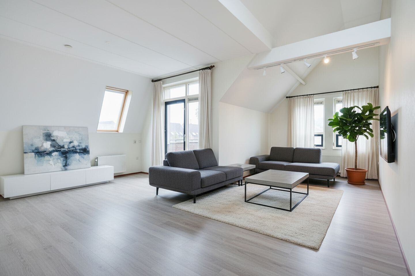 Appartement te koop: Stuijvenburchstraat 42, Eerbeek