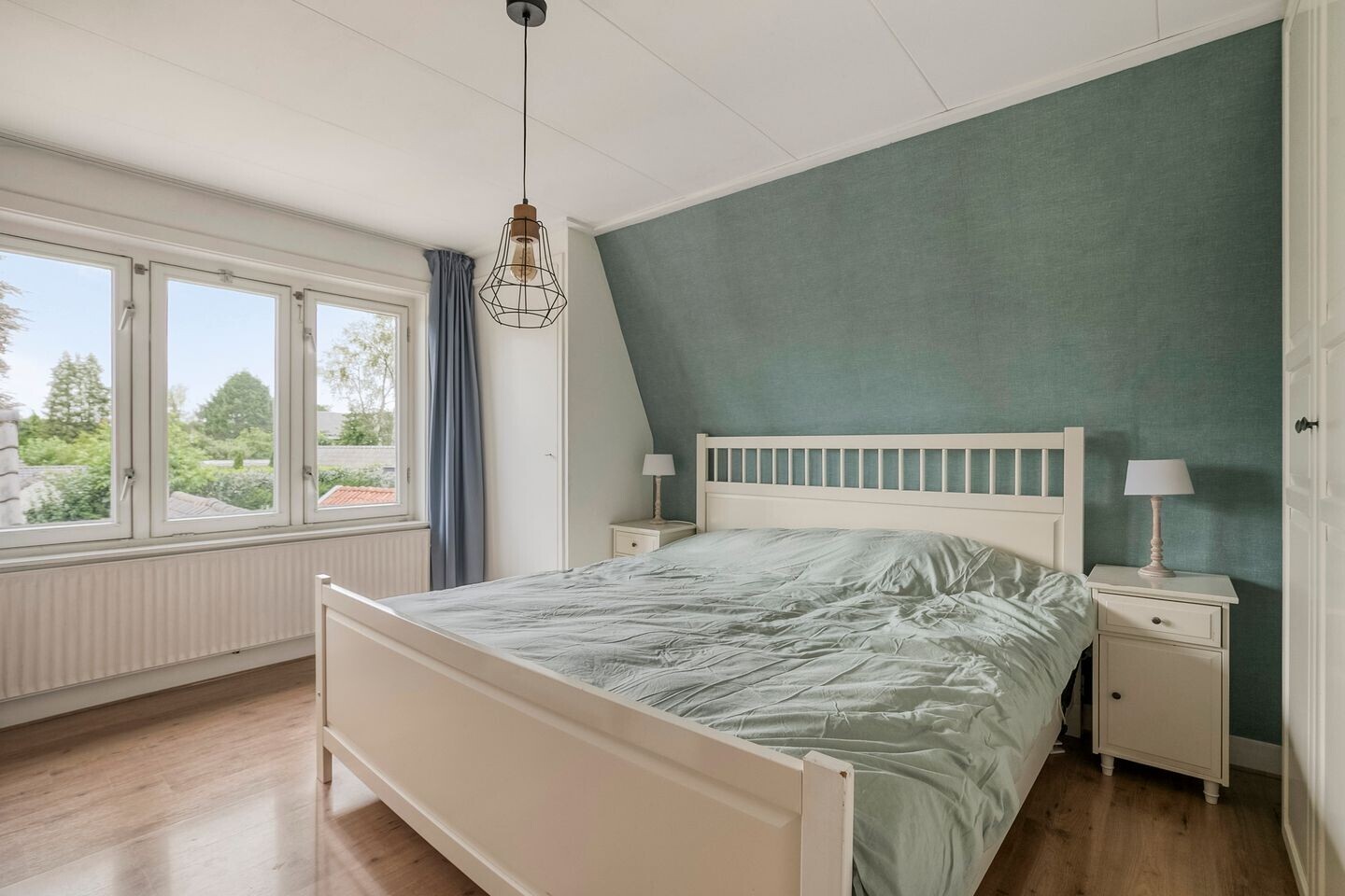 Twee-onder-één-kap te koop: Veldweg 6, Eerbeek