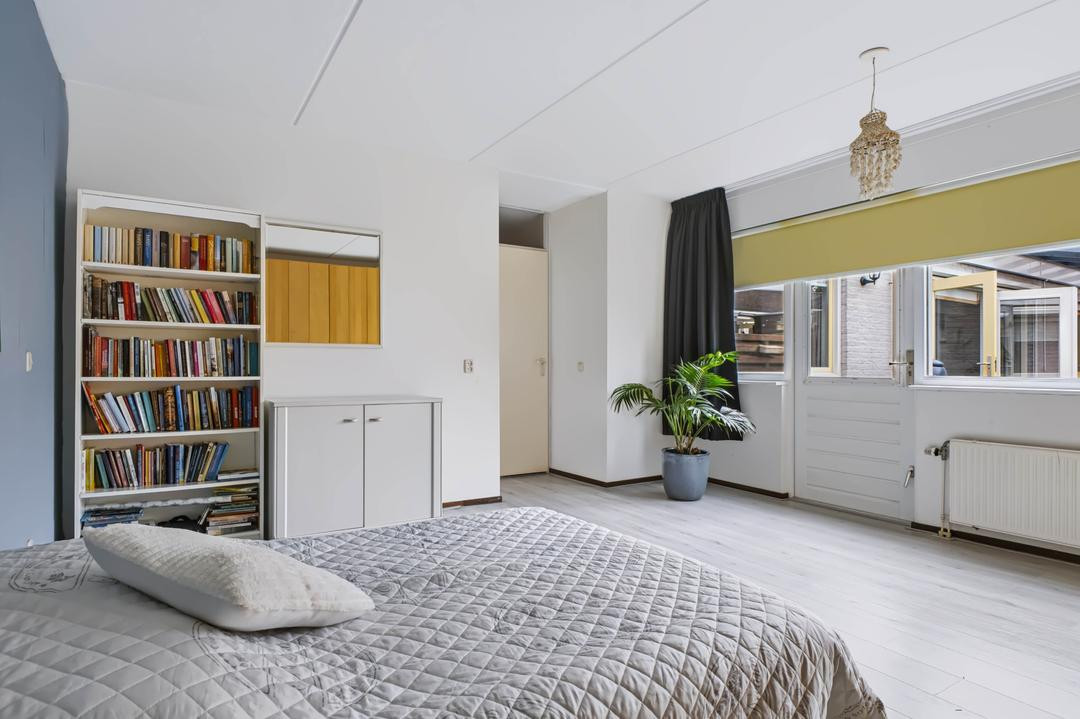 Tussenwoning te koop: Wethouder Sandersstraat 4, Eerbeek