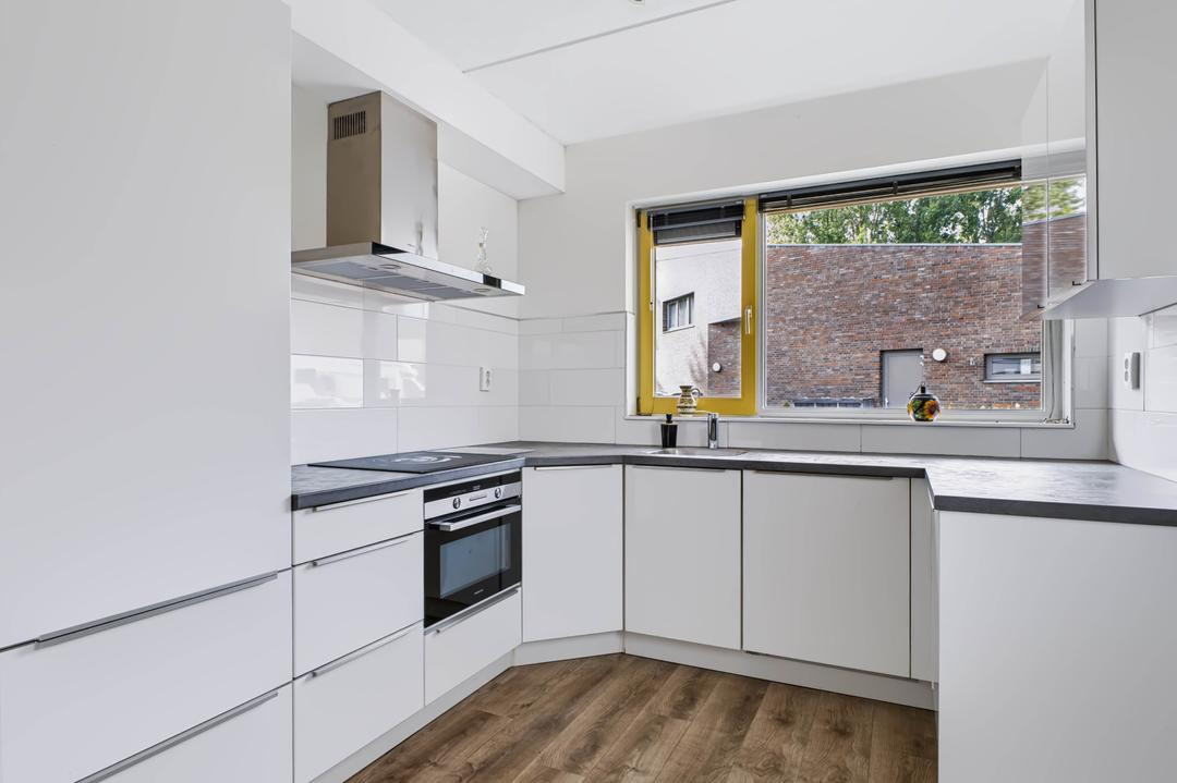 Tussenwoning te koop: Wethouder Sandersstraat 4, Eerbeek