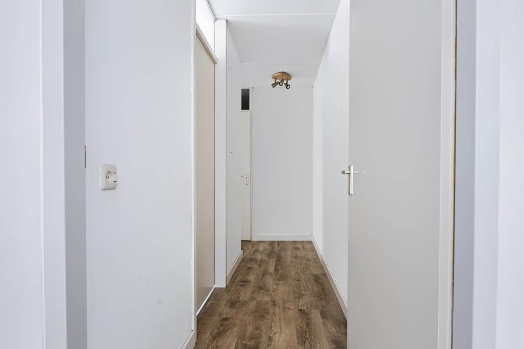 Tussenwoning te koop: Wethouder Sandersstraat 4, Eerbeek