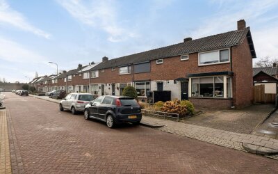 J.D. van der Waalsstraat 35