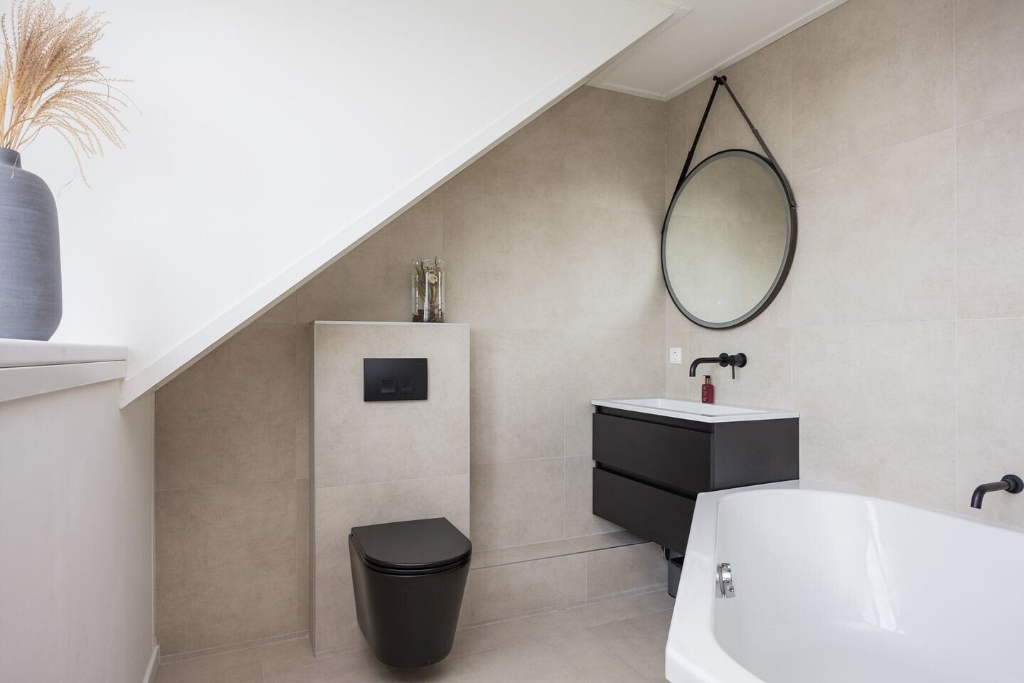 Tussenwoning te koop: Hooimate 17, Brummen