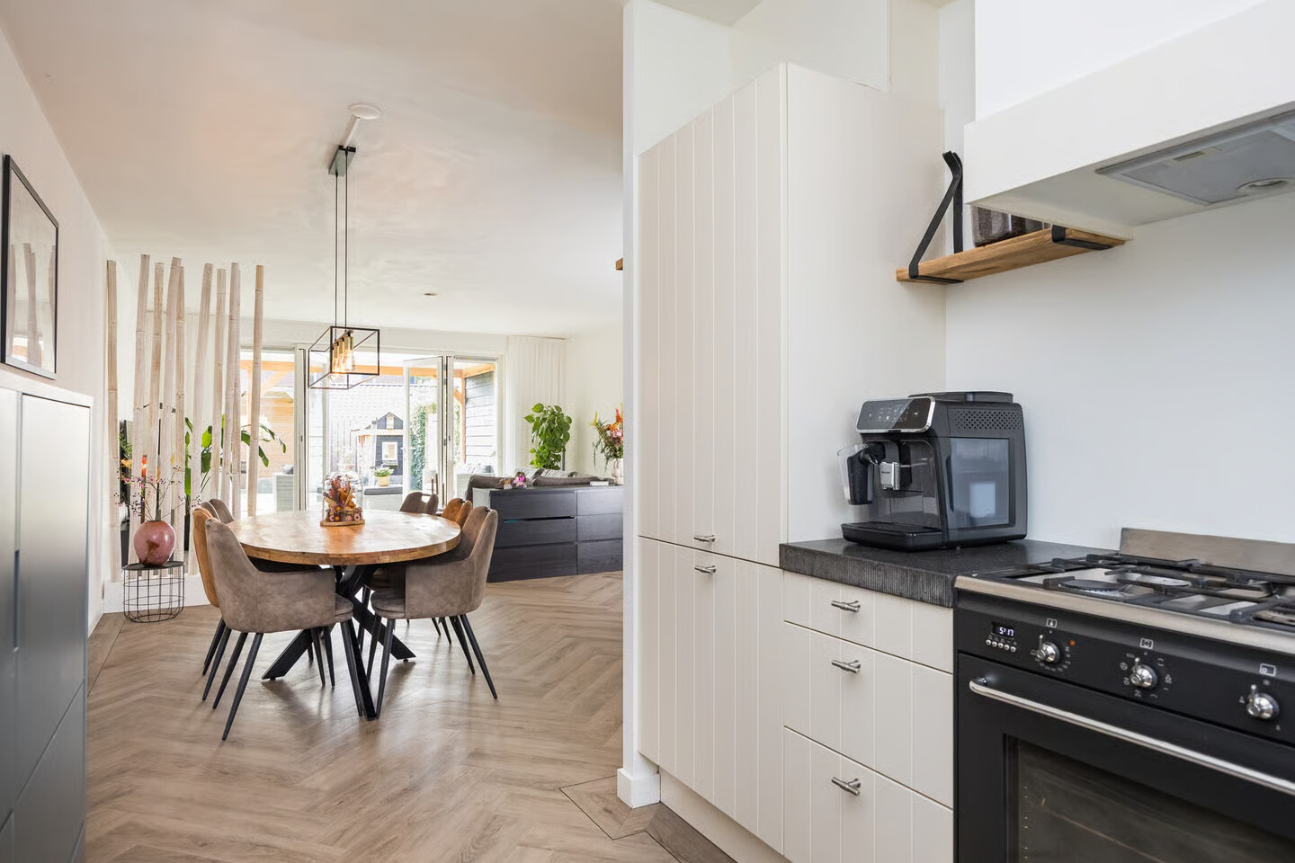 Tussenwoning te koop: Hooimate 17, Brummen