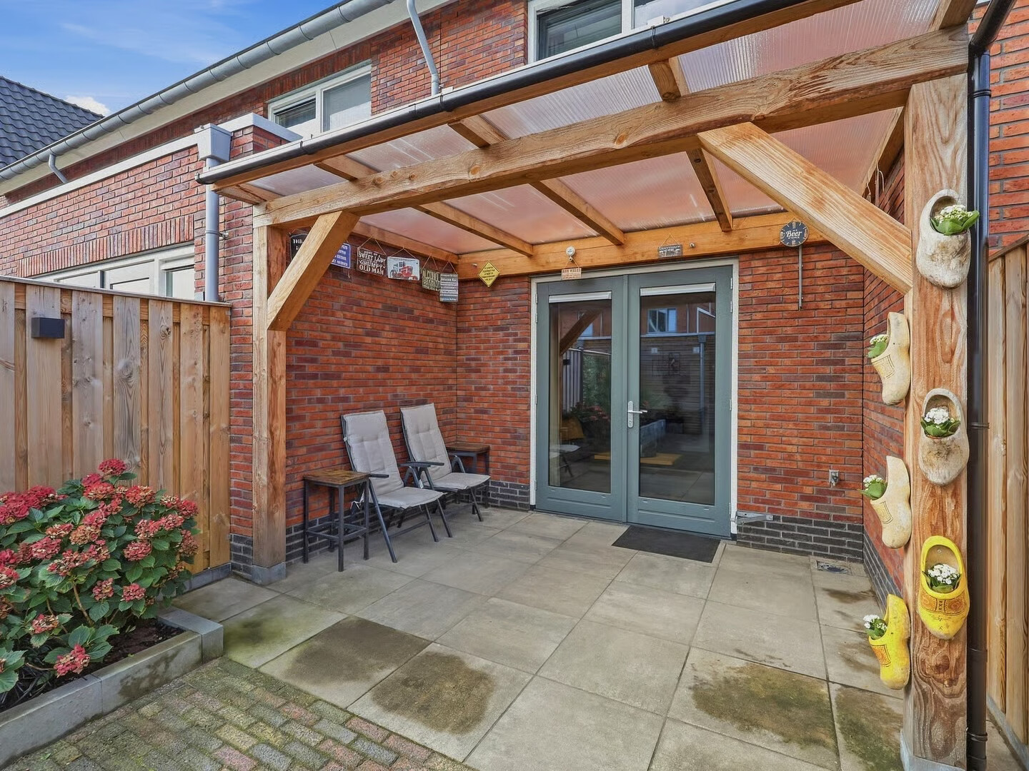 Tussenwoning te koop: Zwanenbloem 10, Brummen
