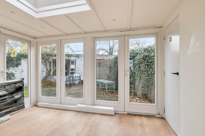Twee-onder-één-kap te koop: Arnhemsestraat 107, Leuvenheim